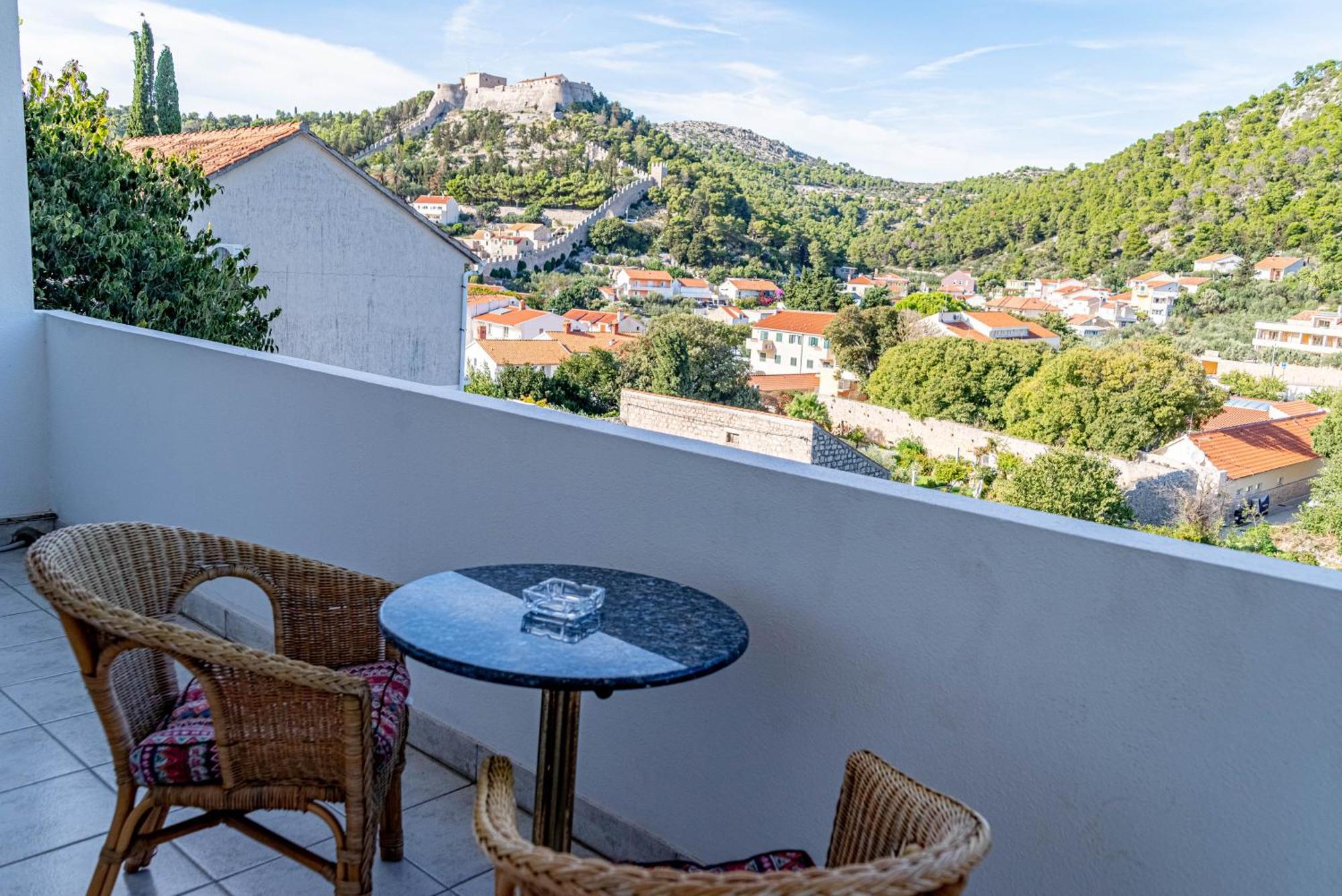 Apartments Barcot Хвар Екстер'єр фото
