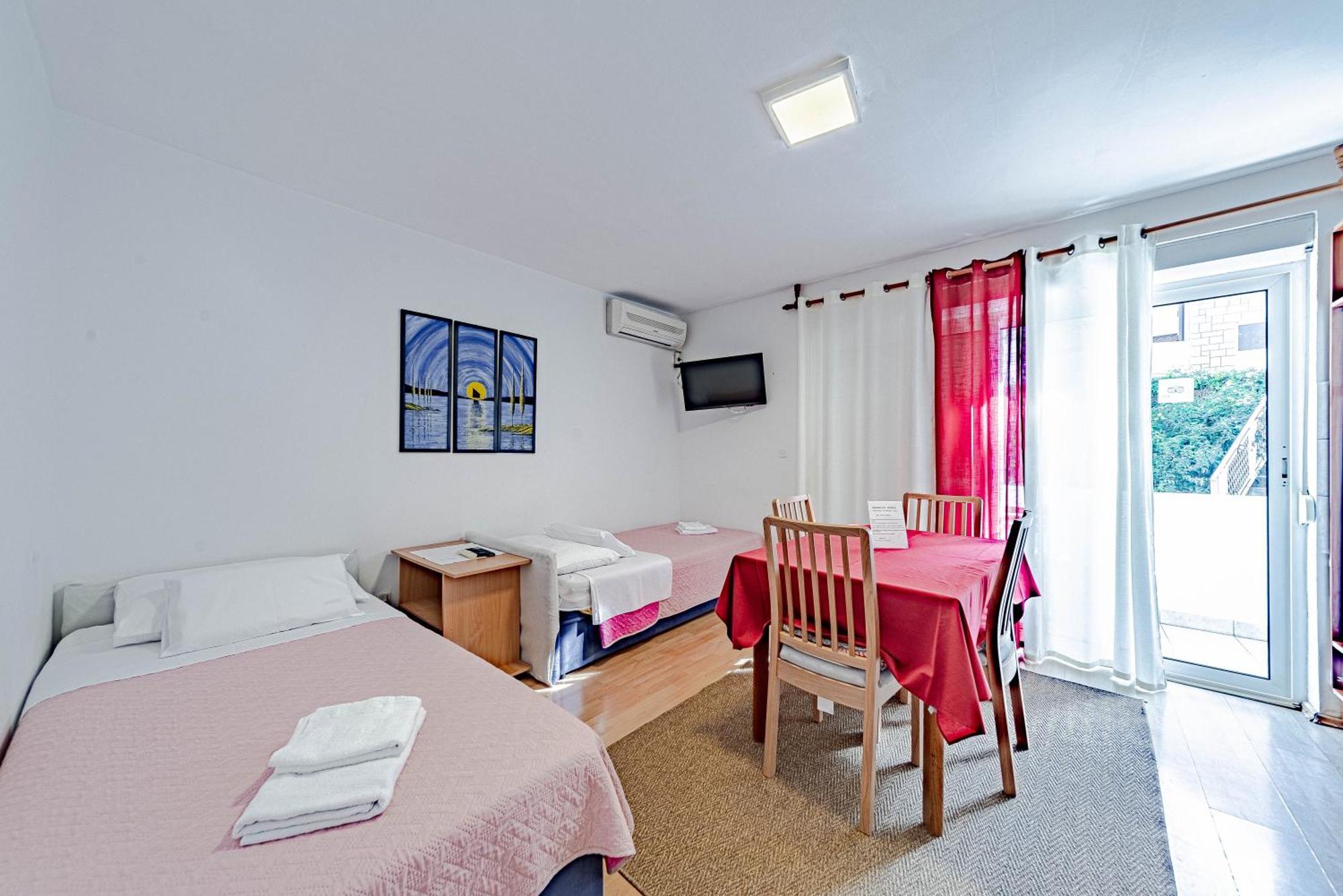 Apartments Barcot Хвар Екстер'єр фото