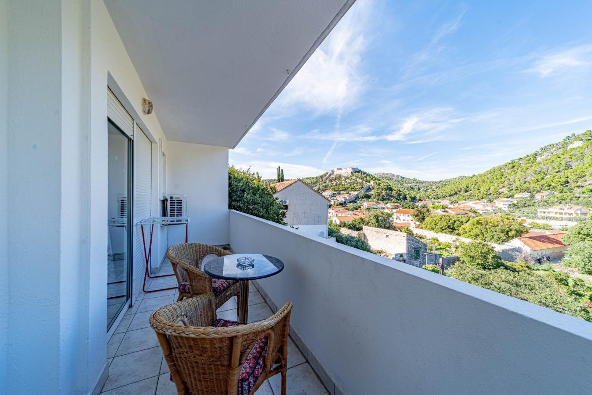 Apartments Barcot Хвар Екстер'єр фото